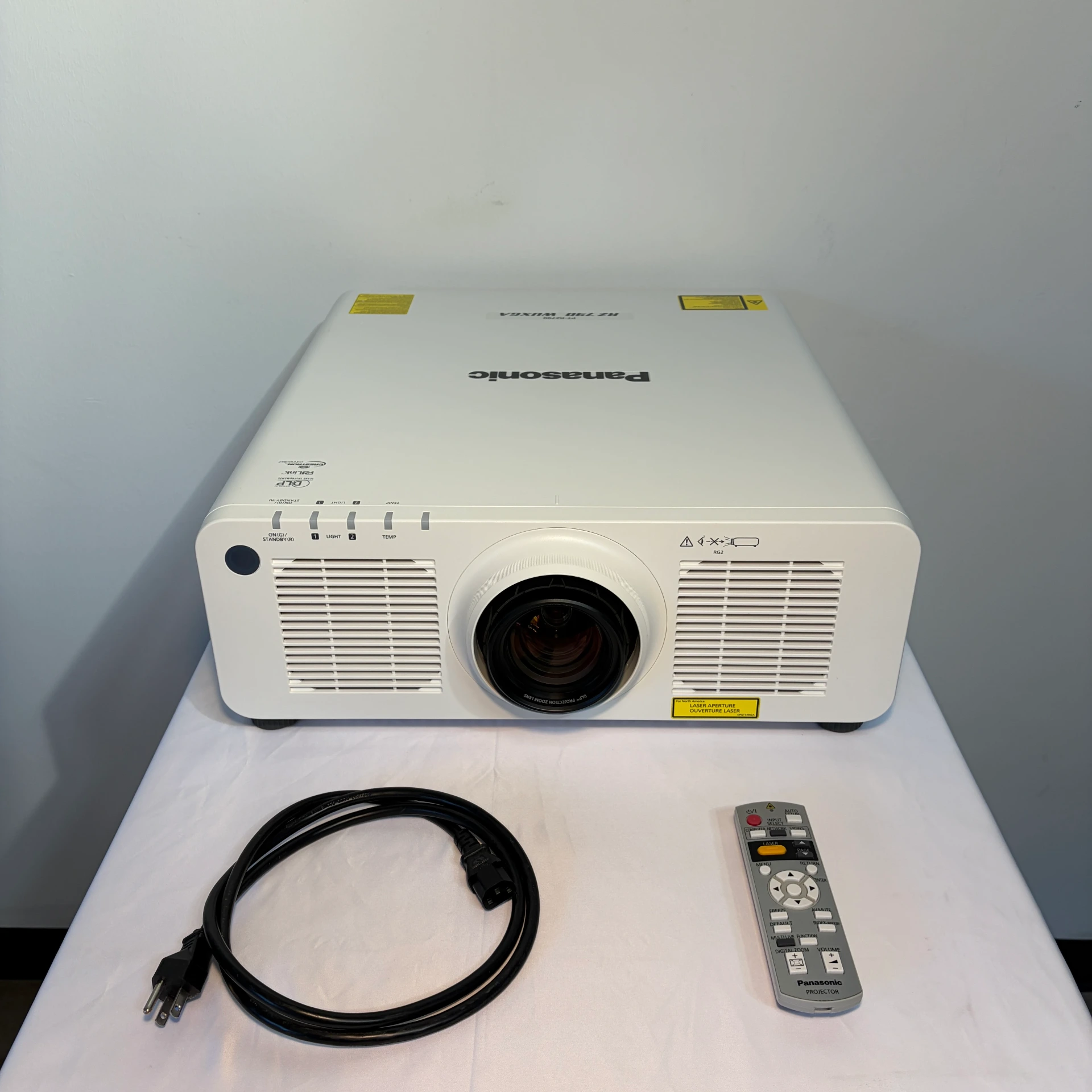 [V238] Panasonic PT-RZ790W (799 HOURS) WUXGA Laser Projector, Mint (with Standard Lens)