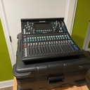 Allen & Heath SQ-5 Digital Mixer Console with Gator Hard Carry Case