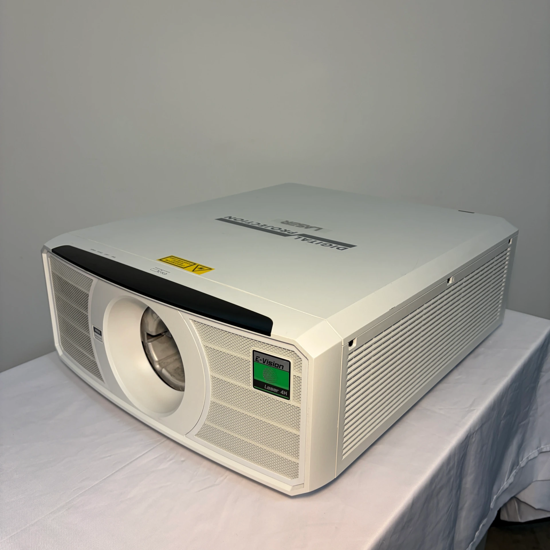 [V264] Digital Projection E-Vision Laser 4K 7500 Projector 118-152A — Tested, No Lens, 3,700 Hours [Stuck Pixel]