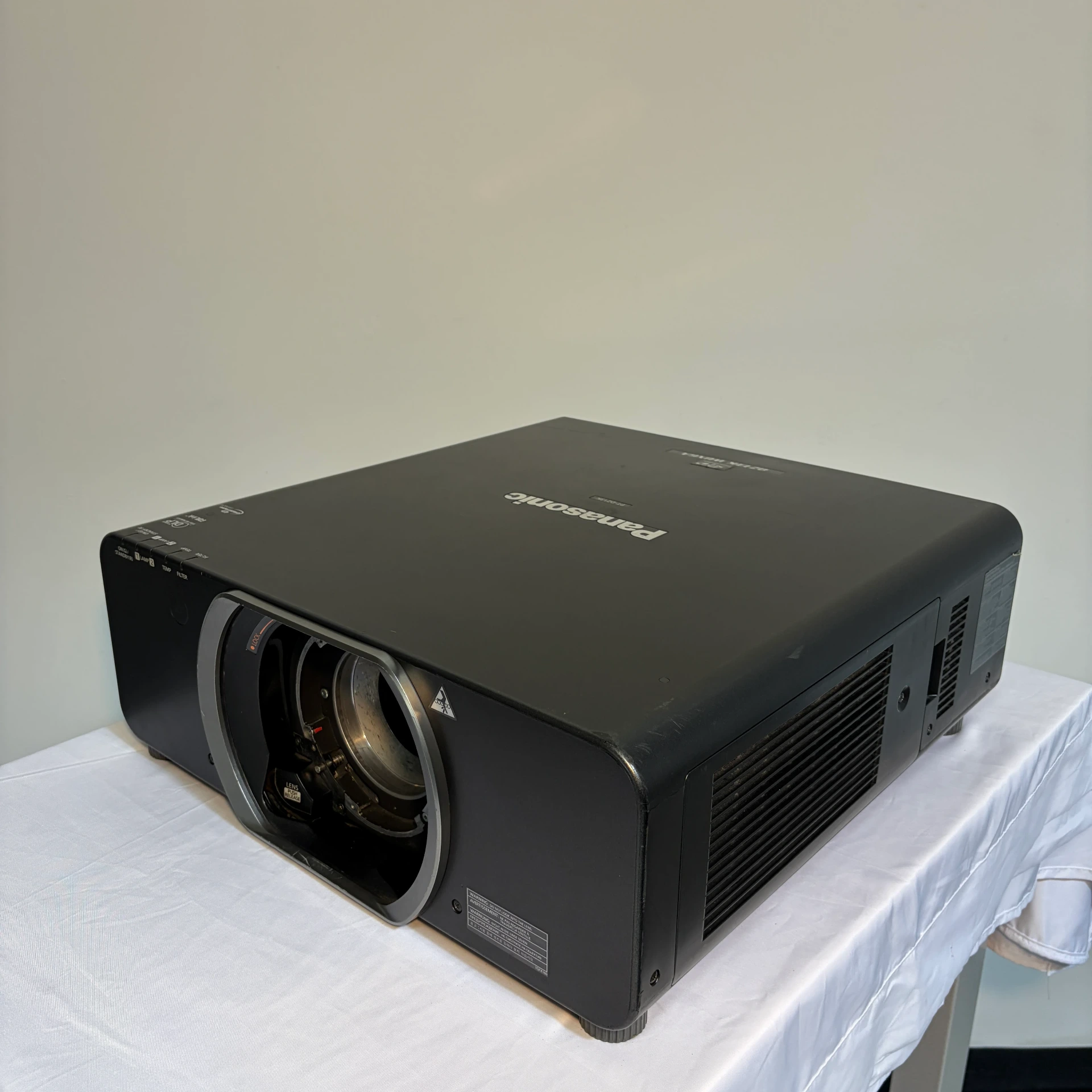 Panasonic PT-DZ13KU 12K Lumen WUXGA 3DLP Projector - Tested, No Lens
