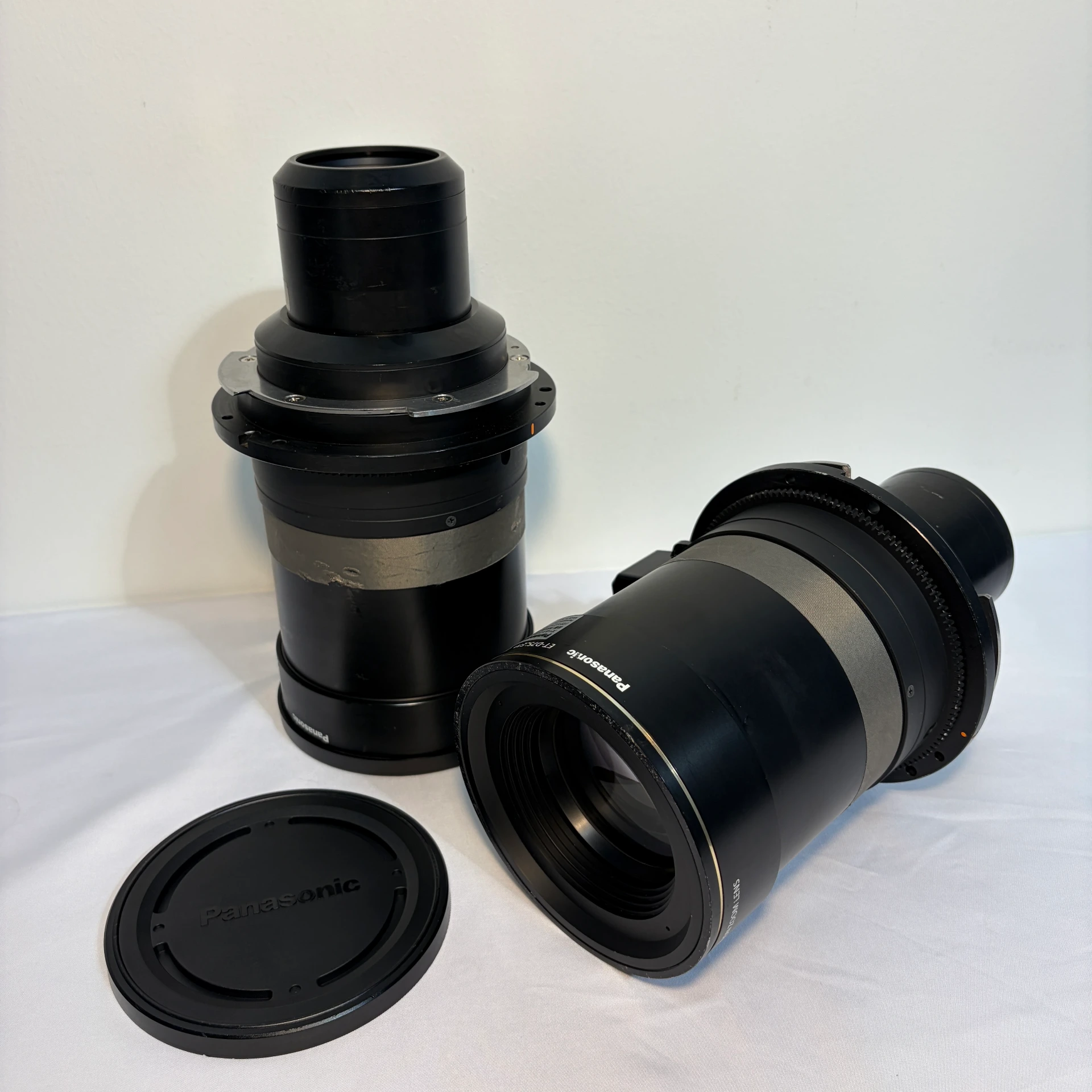 Panasonic ET-D75LE40 Long Throw Zoom Projector Lens - 4.6-7.4:1 WUXGA, Tested Clean